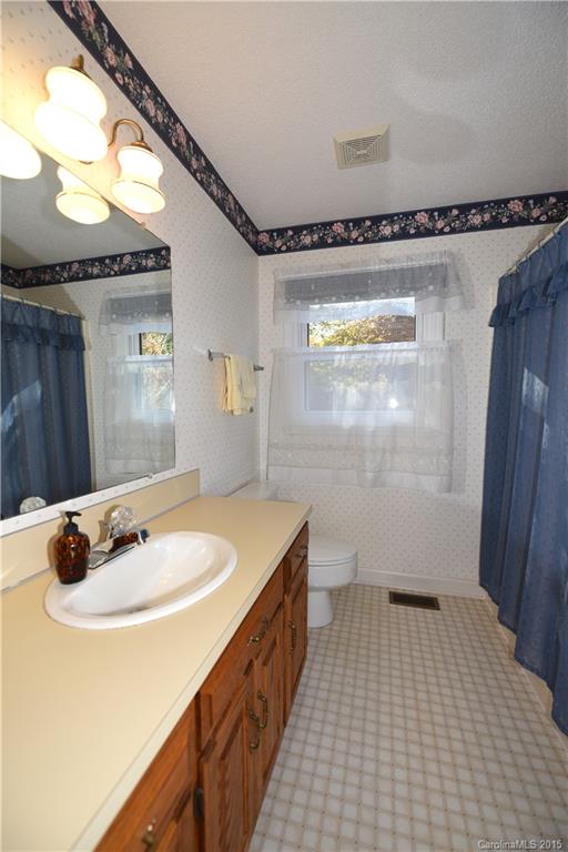 2197 Cardinal Loop Stanley, NC 28164 - Photo 14 of 22 Gallery Image 14