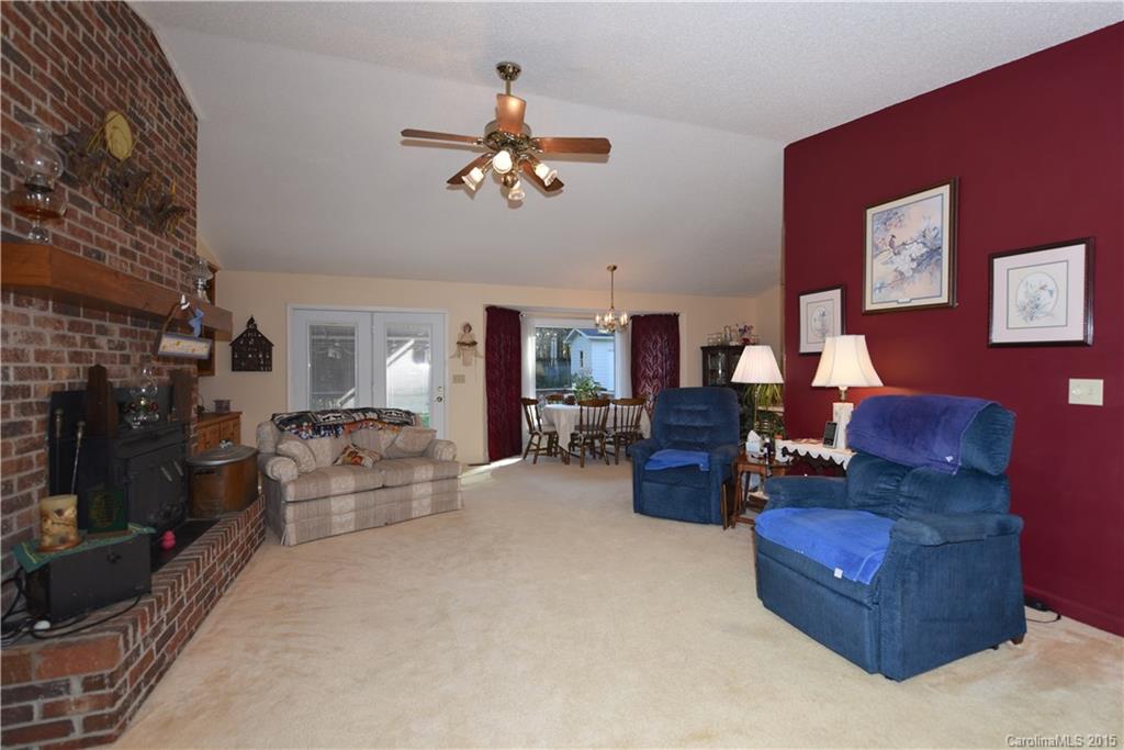2197 Cardinal Loop Stanley, NC 28164 - Photo 4 of 22 Gallery Image 4