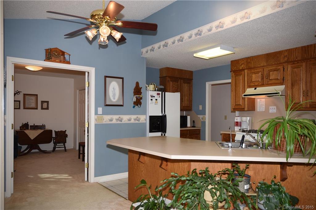 2197 Cardinal Loop Stanley, NC 28164 - Photo 6 of 22 Gallery Image 6
