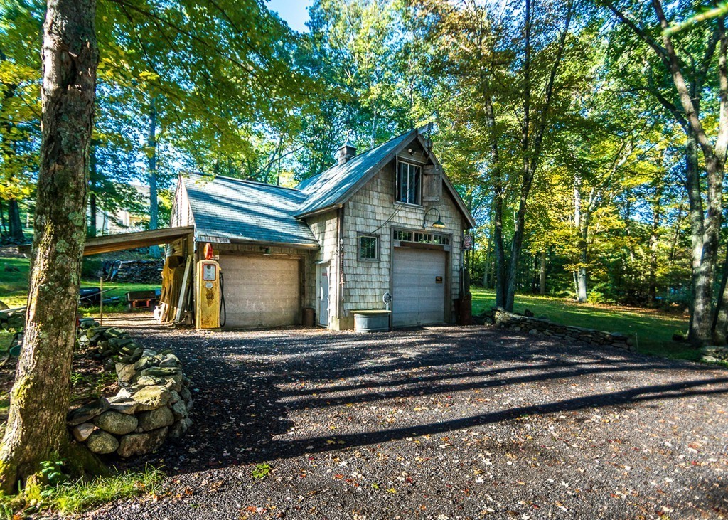 93 Old County Road Lincoln, MA 01773 - Photo 26 of 30 a front view of a house with a yard