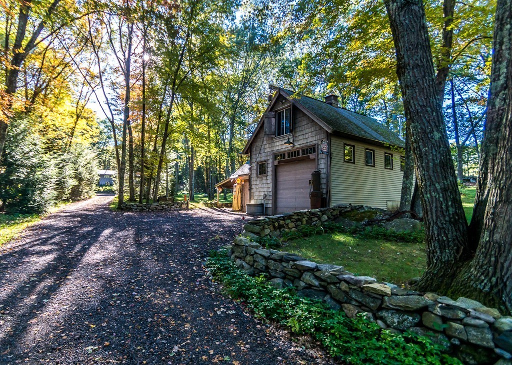 93 Old County Road Lincoln, MA 01773 - Photo 27 of 30 a view of outdoor space and yard