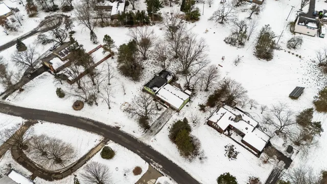 $499,000 | 1191 Shady Oaks Drive, Ann Arbor, MI 48103