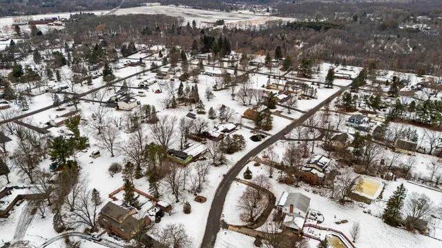 $499,000 | 1191 Shady Oaks Drive, Ann Arbor, MI 48103