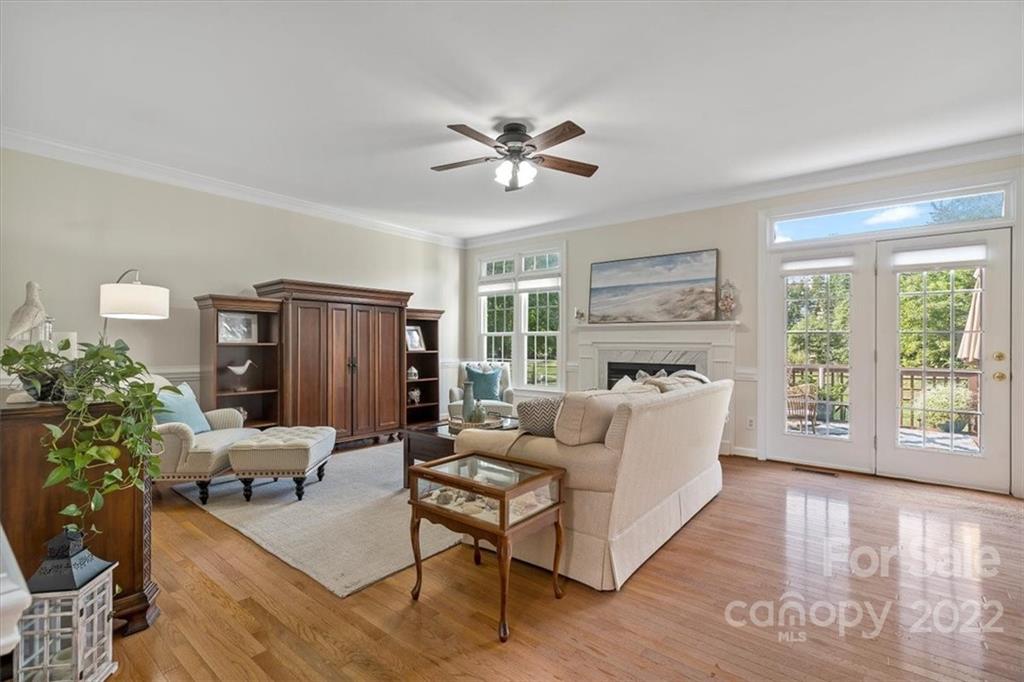 1004 Foxfield Road Waxhaw, NC 28173 - Photo 6 of 45 Gallery Image 6