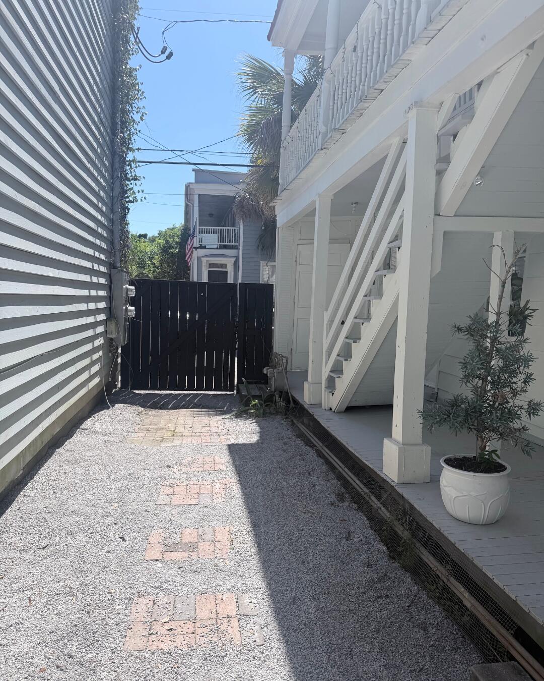 46 Ashe Street Charleston, SC 29403 - Photo 24 of 27 driveway