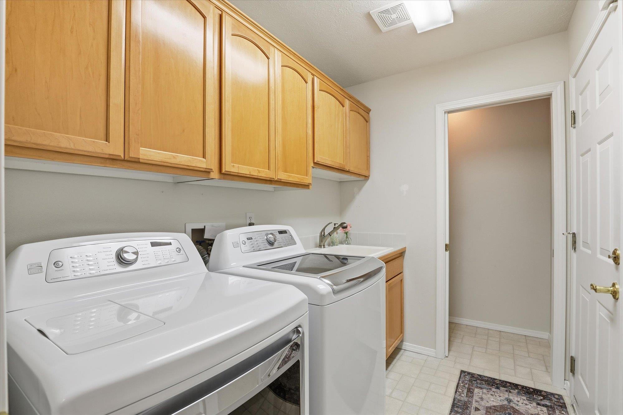 1602 East 53rd Avenue Spokane, WA 99223 - Photo 32 of 50