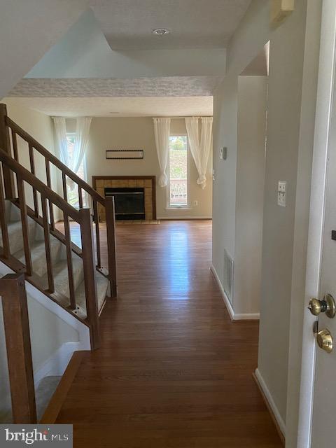 6348 Red Haven Road Columbia, MD 21045 - Photo 7 of 28 Entrance Foyer