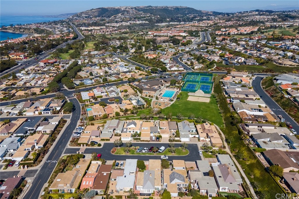 23892 Taranto Bay Dana Point, CA 92629 - Photo 52 of 73 an aerial view of multiple house