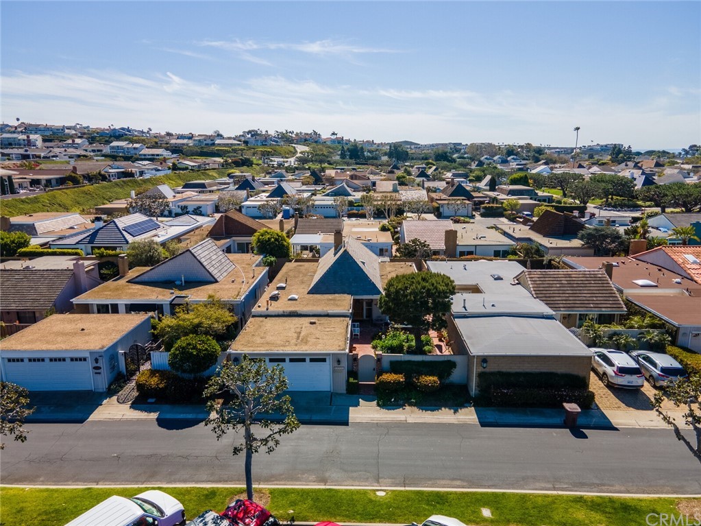 23892 Taranto Bay Dana Point, CA 92629 - Photo 59 of 73 an aerial view of a houses