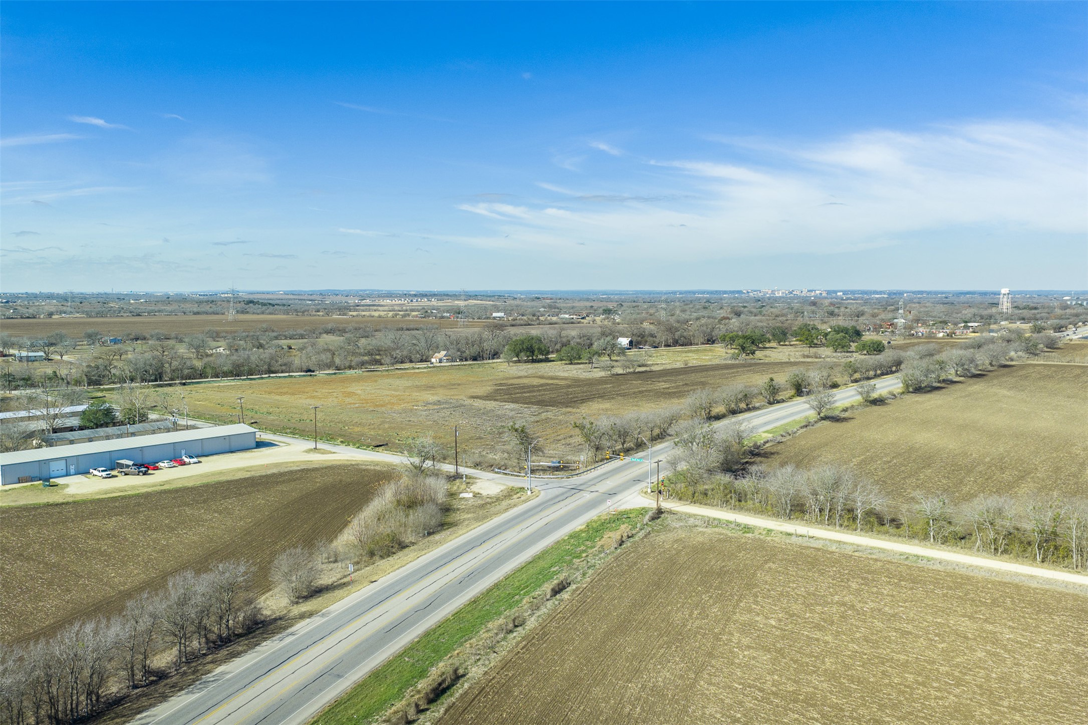 600 Northwest River Road Martindale, TX 78655 - Photo 3 of 28 a view of an ocean and city