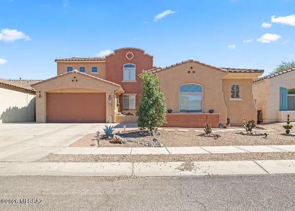 $450,000 | 532 East Via Puente De Las Rosas, Sahuarita, AZ 85629