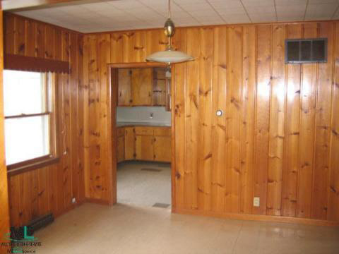 8920 Avoca Road Avoca, MI 48006 - Photo 3 of 12 197216-2.JPG