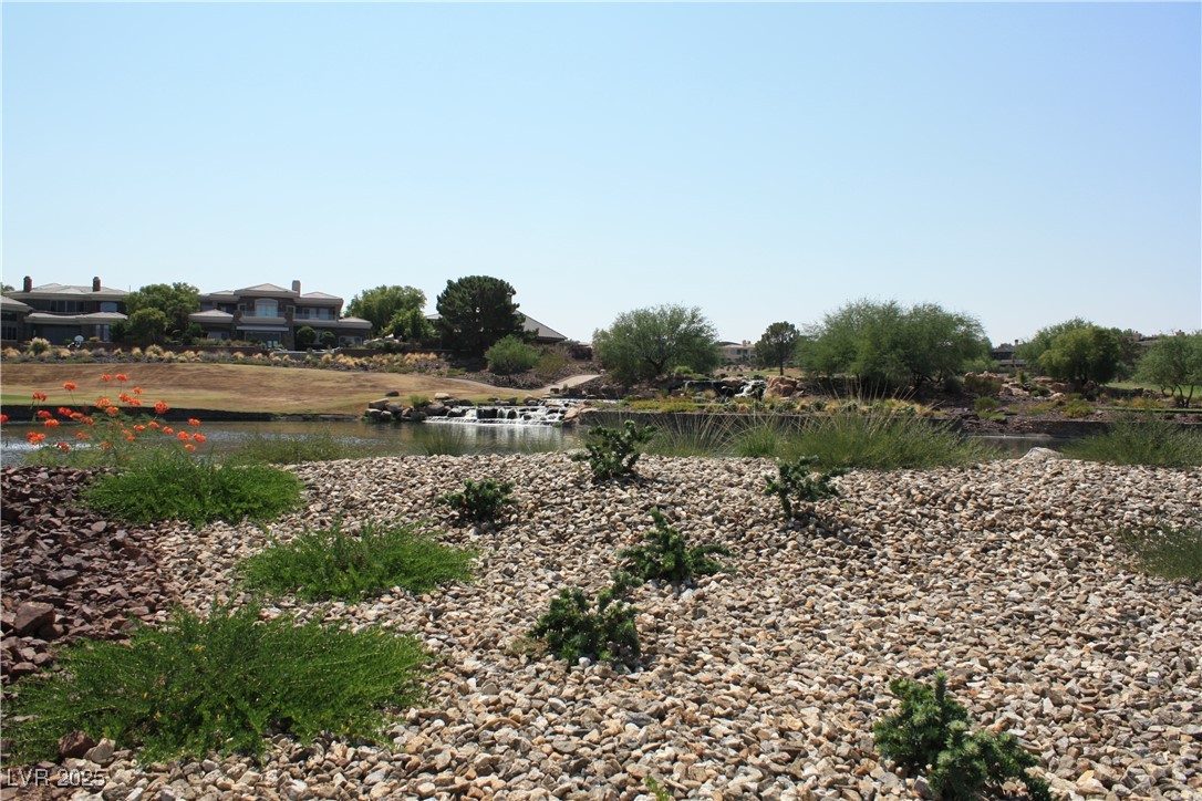 17 Chatmoss Road Henderson, NV 89052 - Photo 54 of 58 View of community with a water view