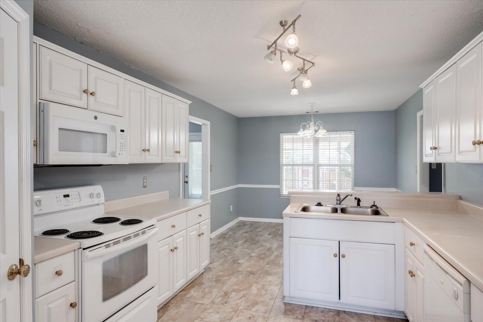 4627 Crested Butte Road Augusta, GA 30909 - Photo 12 of 37 11-011-