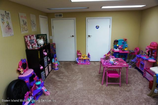 91 Foster Road Staten Island, NY 10309 - Photo 36 of 43 068