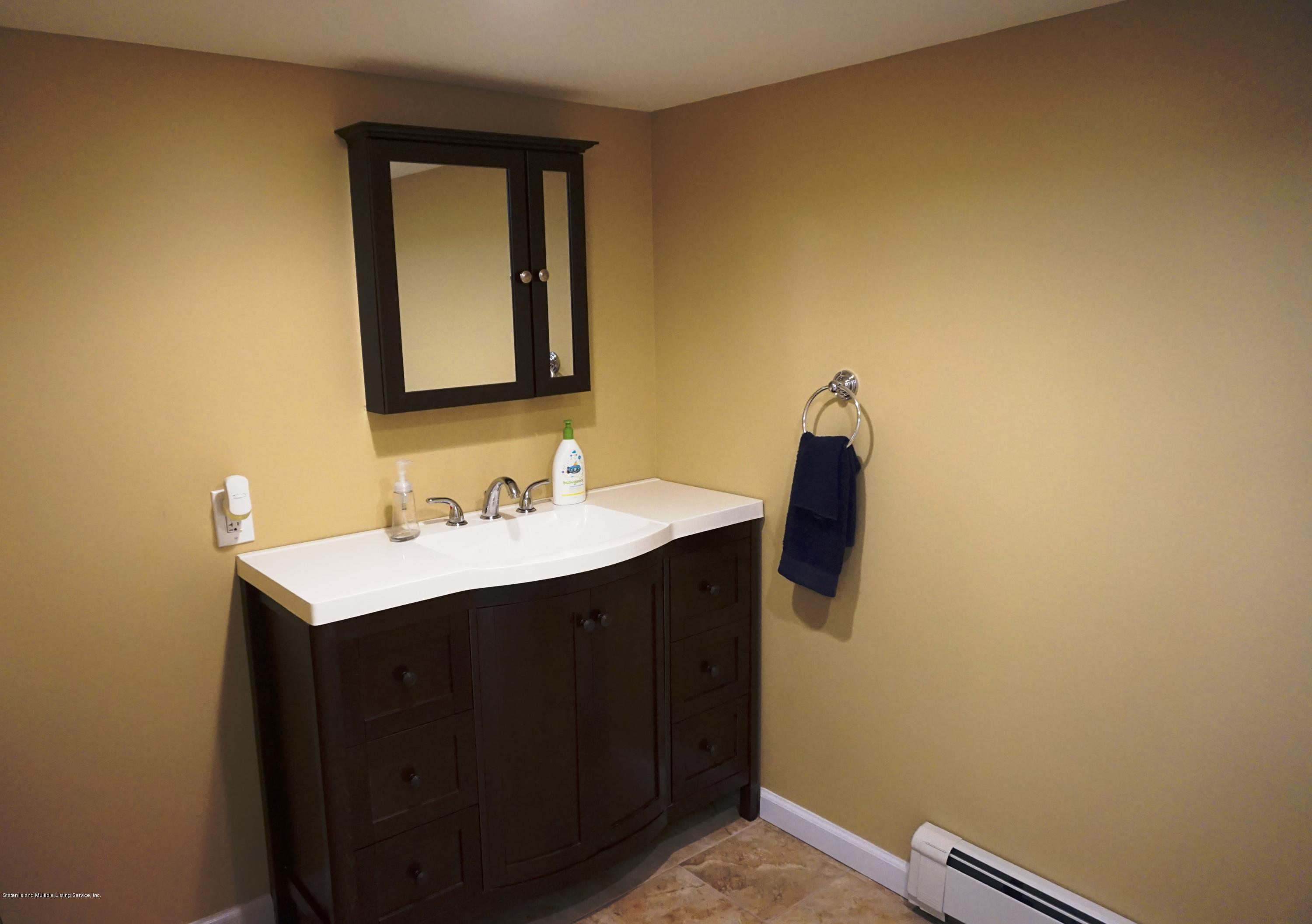 91 Foster Road Staten Island, NY 10309 - Photo 37 of 43 069