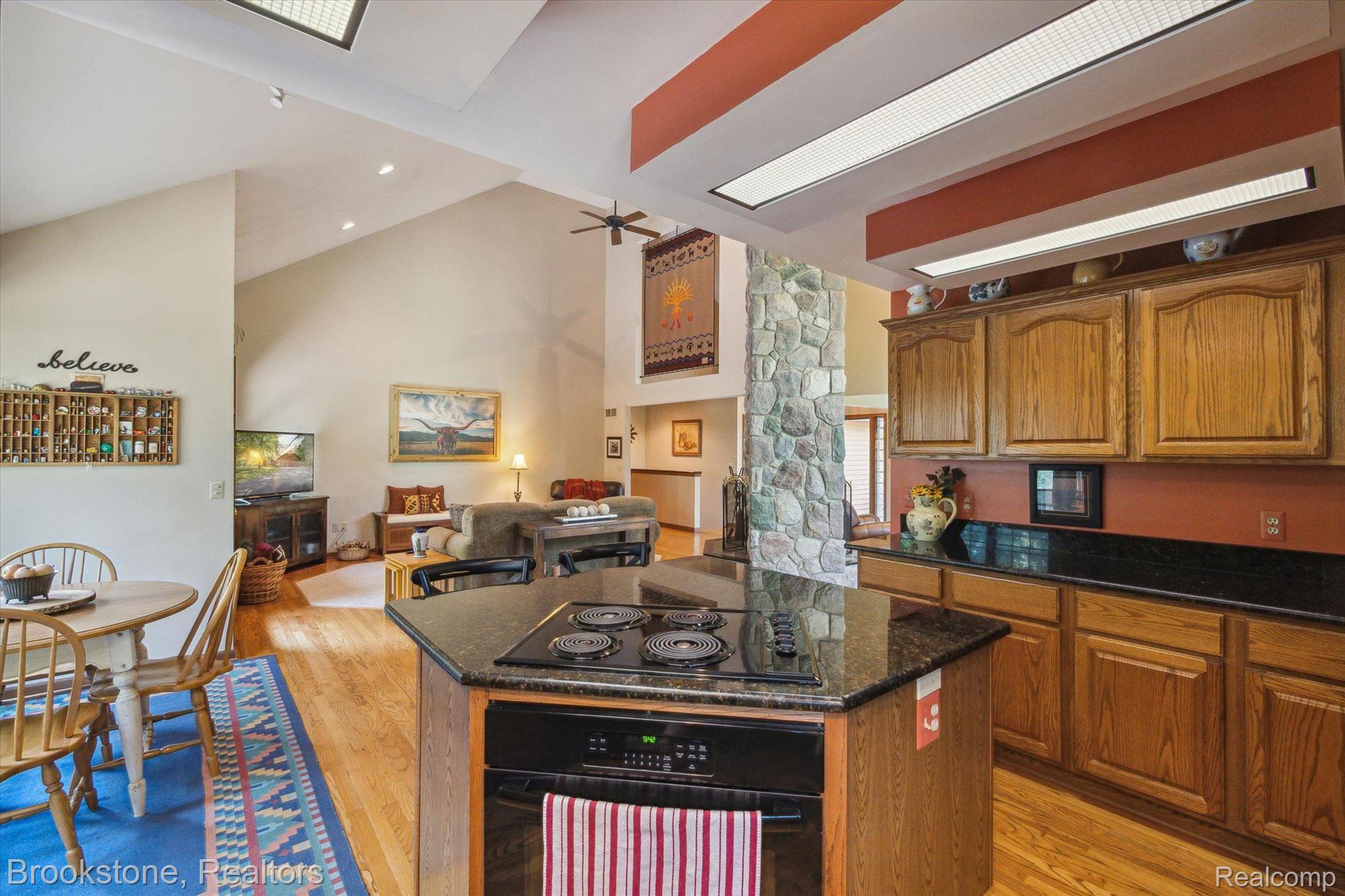 3200 Hixon Road Rochester, MI 48306 - Photo 15 of 62 Gallery Image 15