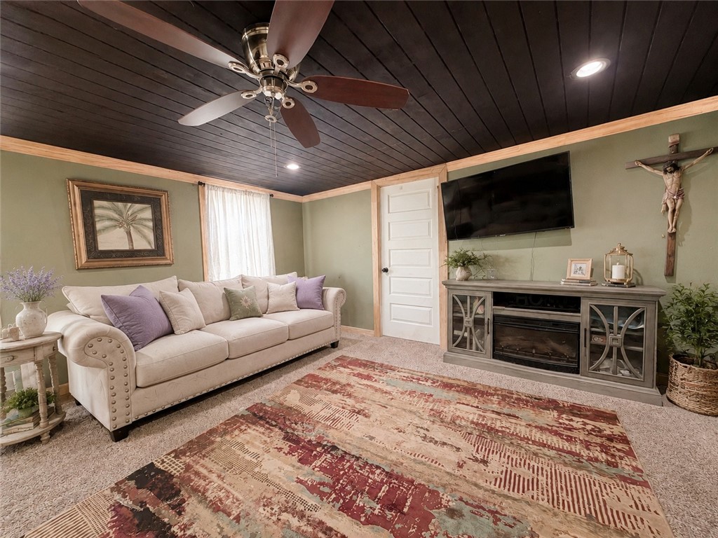 952 Timber Ridge Caldwell, TX 77836 - Photo 15 of 35