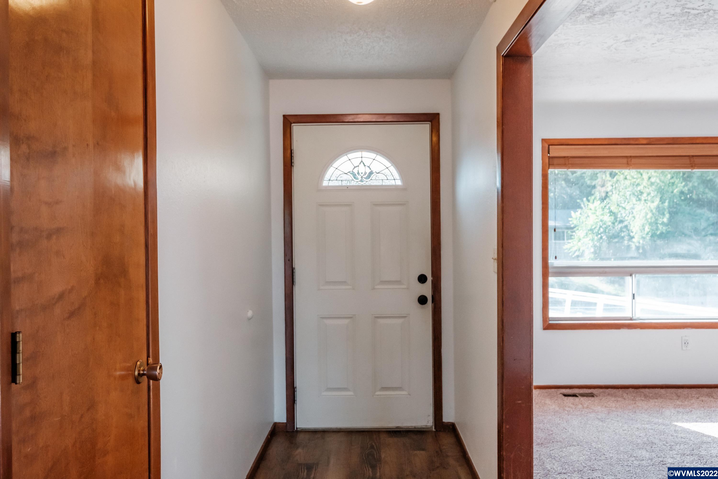 4480 Lone Oak Road Southeast Salem, OR 97302 - Photo 5 of 40 Gallery Image 5