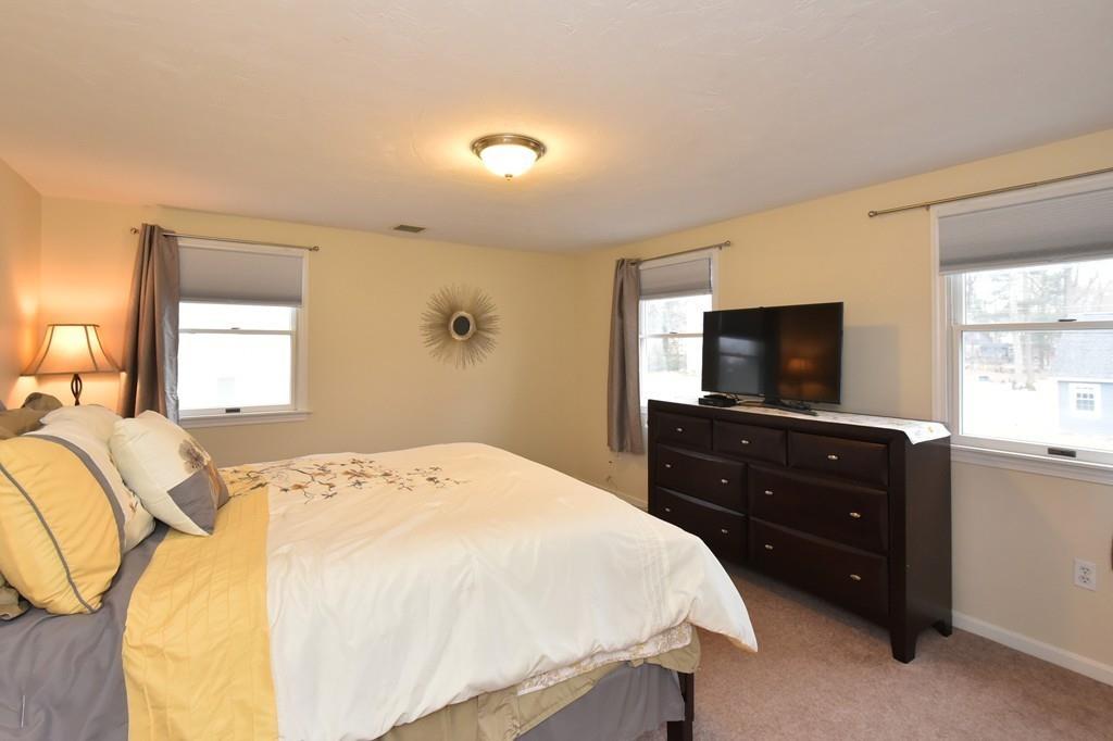 36 Stratford Road Natick, MA 01760 - Photo 26 of 40