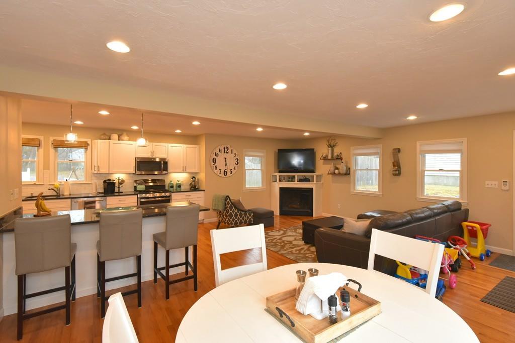 36 Stratford Road Natick, MA 01760 - Photo 5 of 40