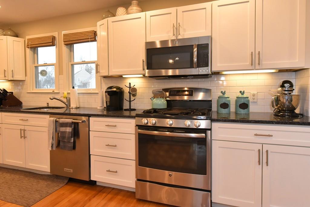 36 Stratford Road Natick, MA 01760 - Photo 8 of 40