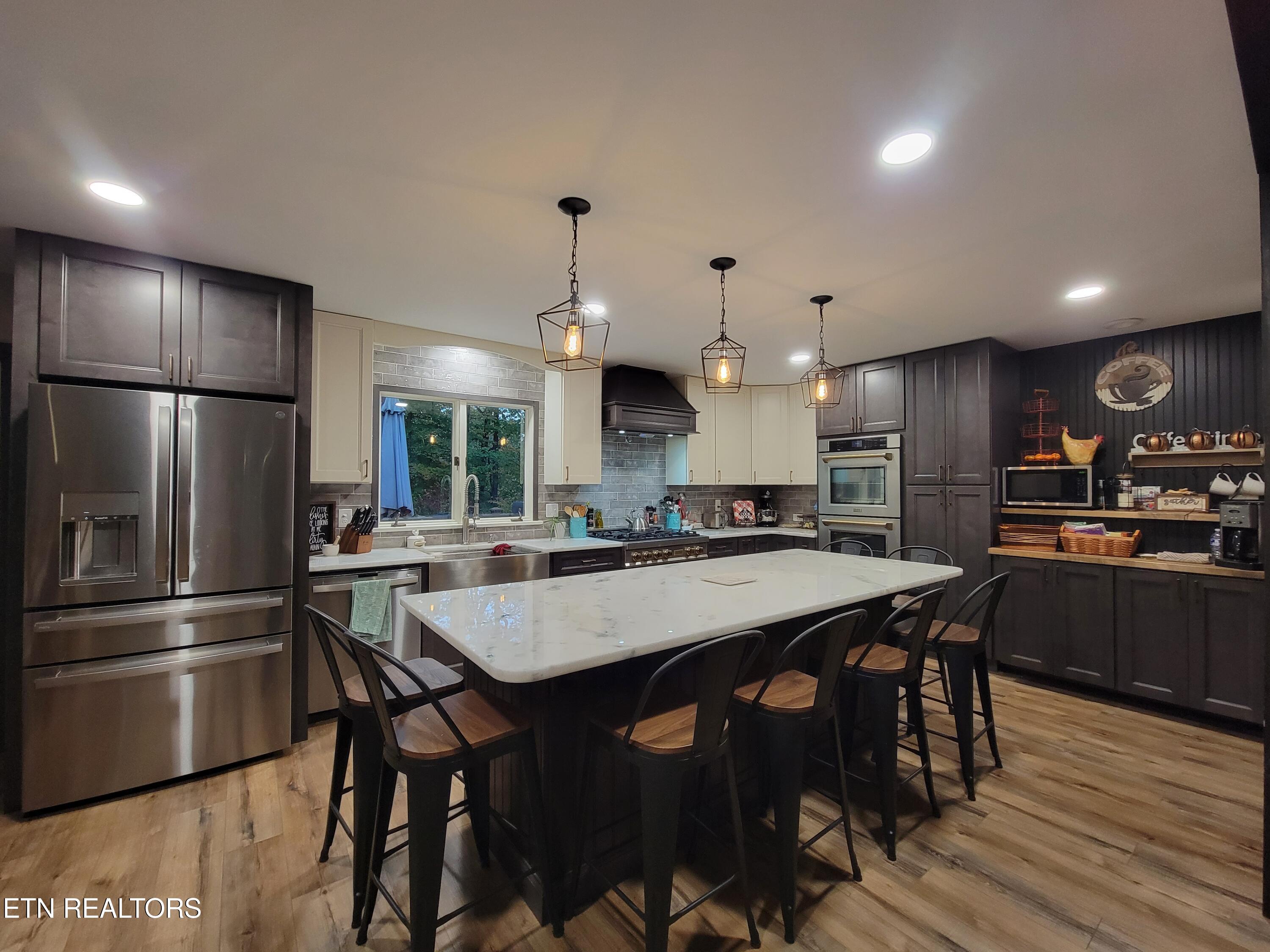 124 Wendover Circle Oak Ridge, TN 37830 - Photo 8 of 26 20231024_184907