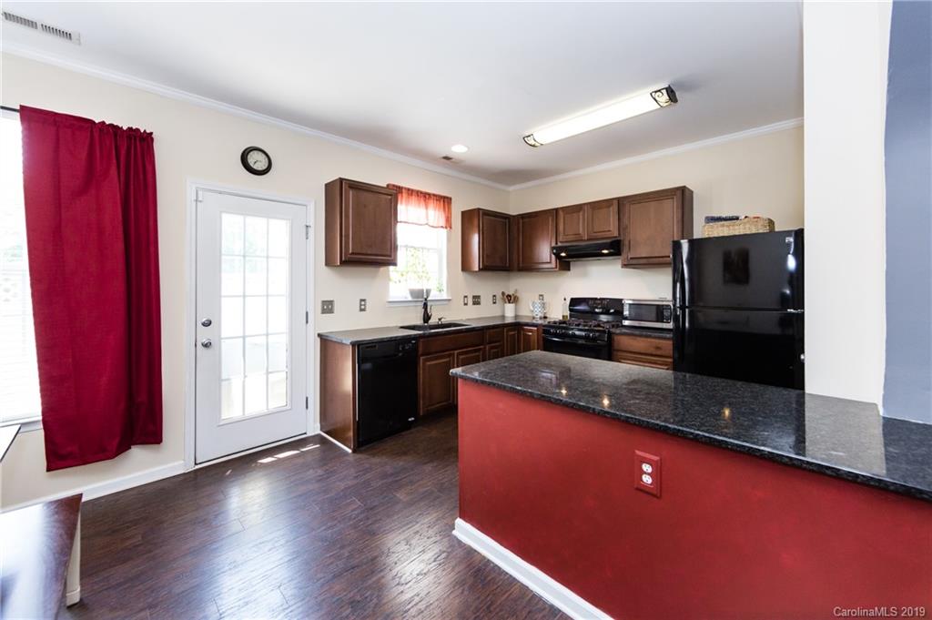 212 Dawn Mist Lane, Unit 31 Fort Mill, SC 29708 - Photo 15 of 38