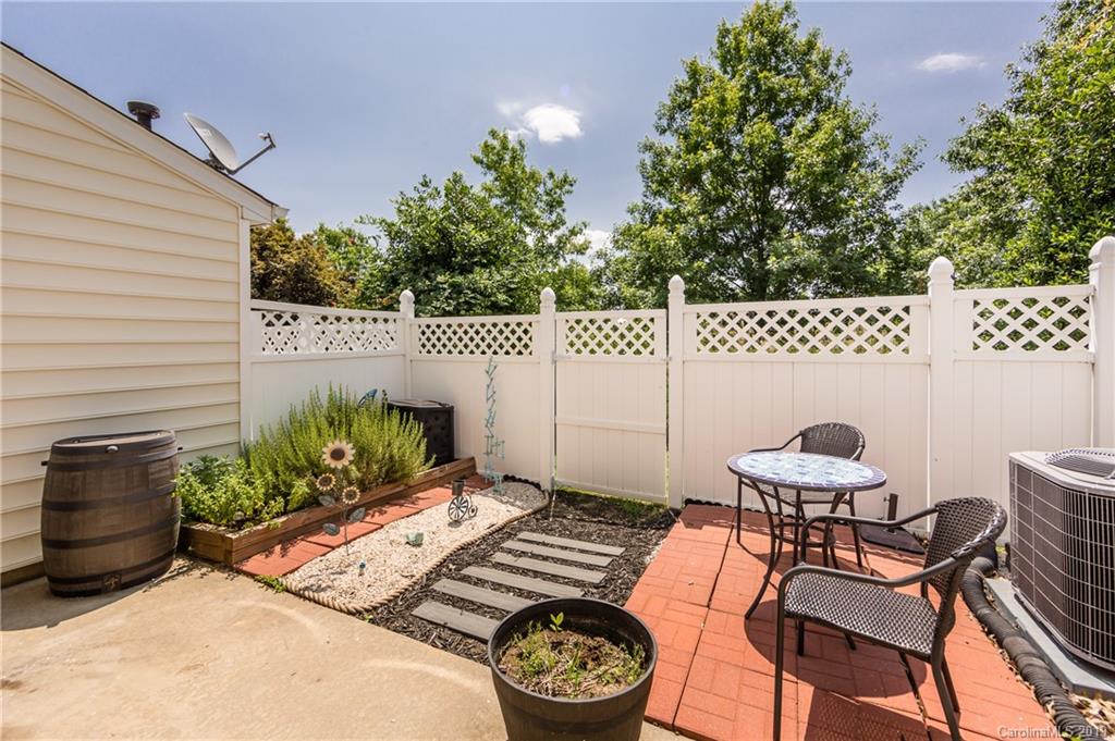 212 Dawn Mist Lane, Unit 31 Fort Mill, SC 29708 - Photo 32 of 38