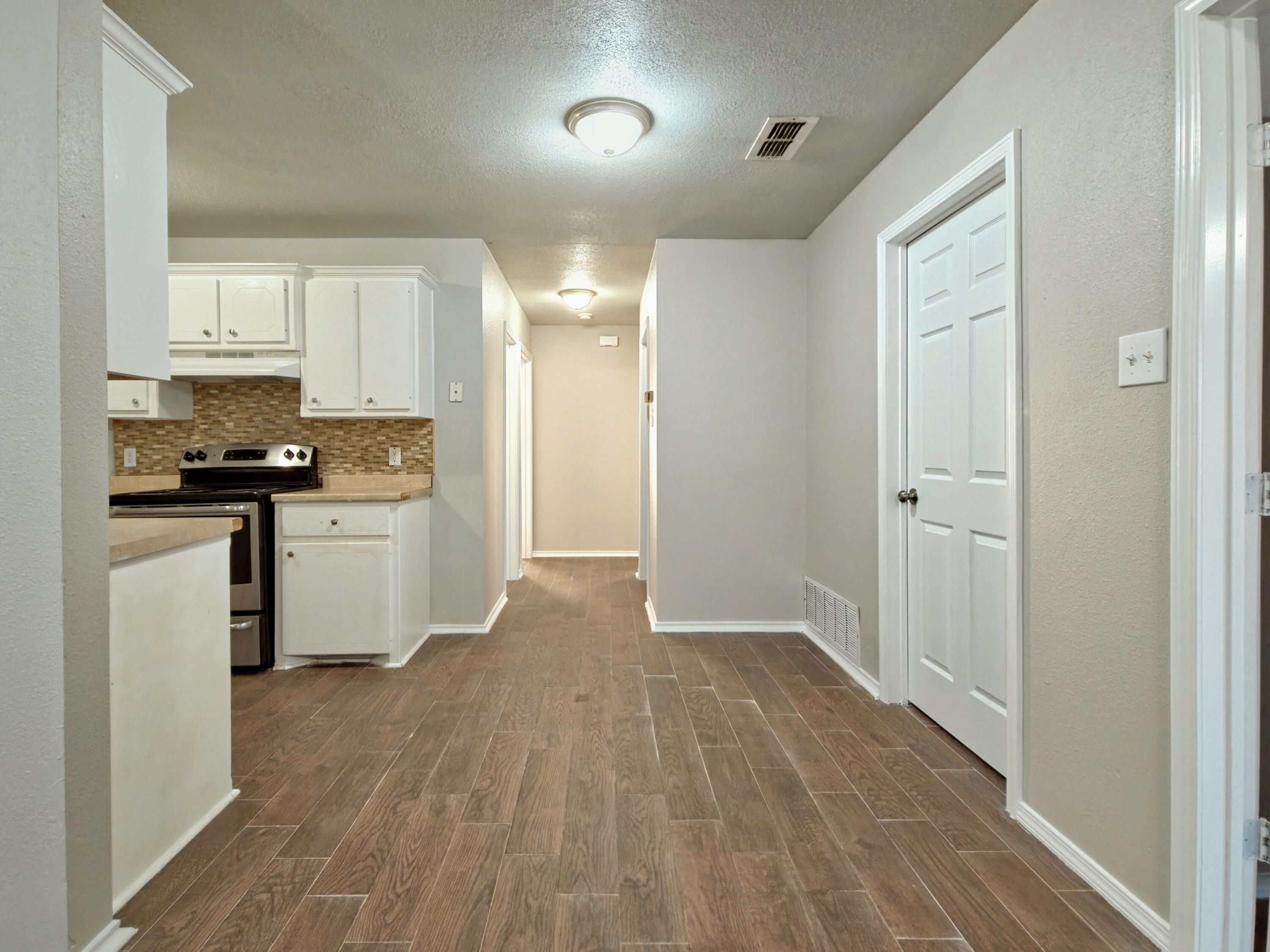 5863 6th Street Lubbock, TX 79416 - Photo 5 of 12 20260120_093110(1)