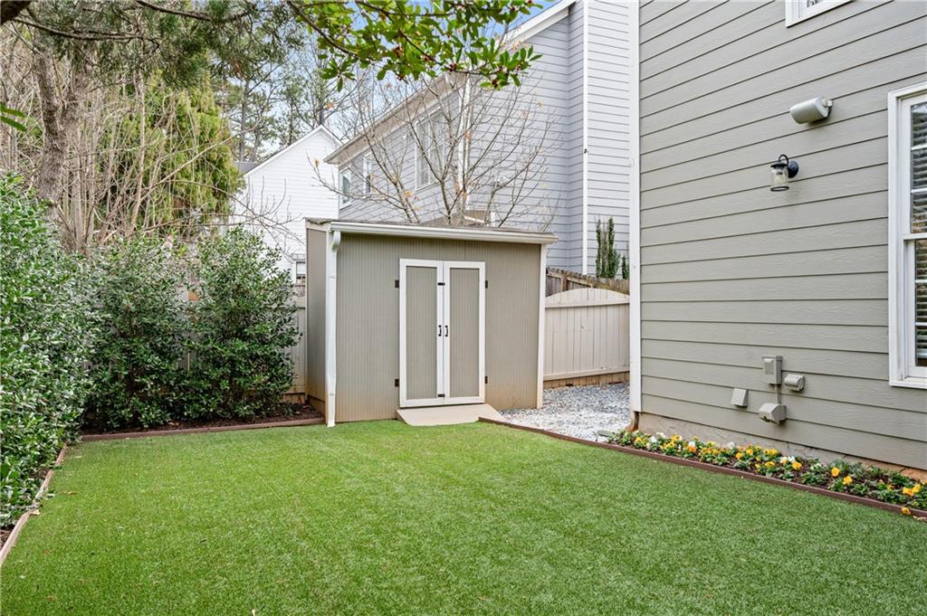 2 Renfroe Court Decatur, GA 30030 - Photo 15 of 45