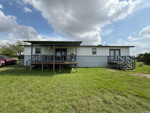 $340,000 | 281 Oak Road, Harper, TX 78631