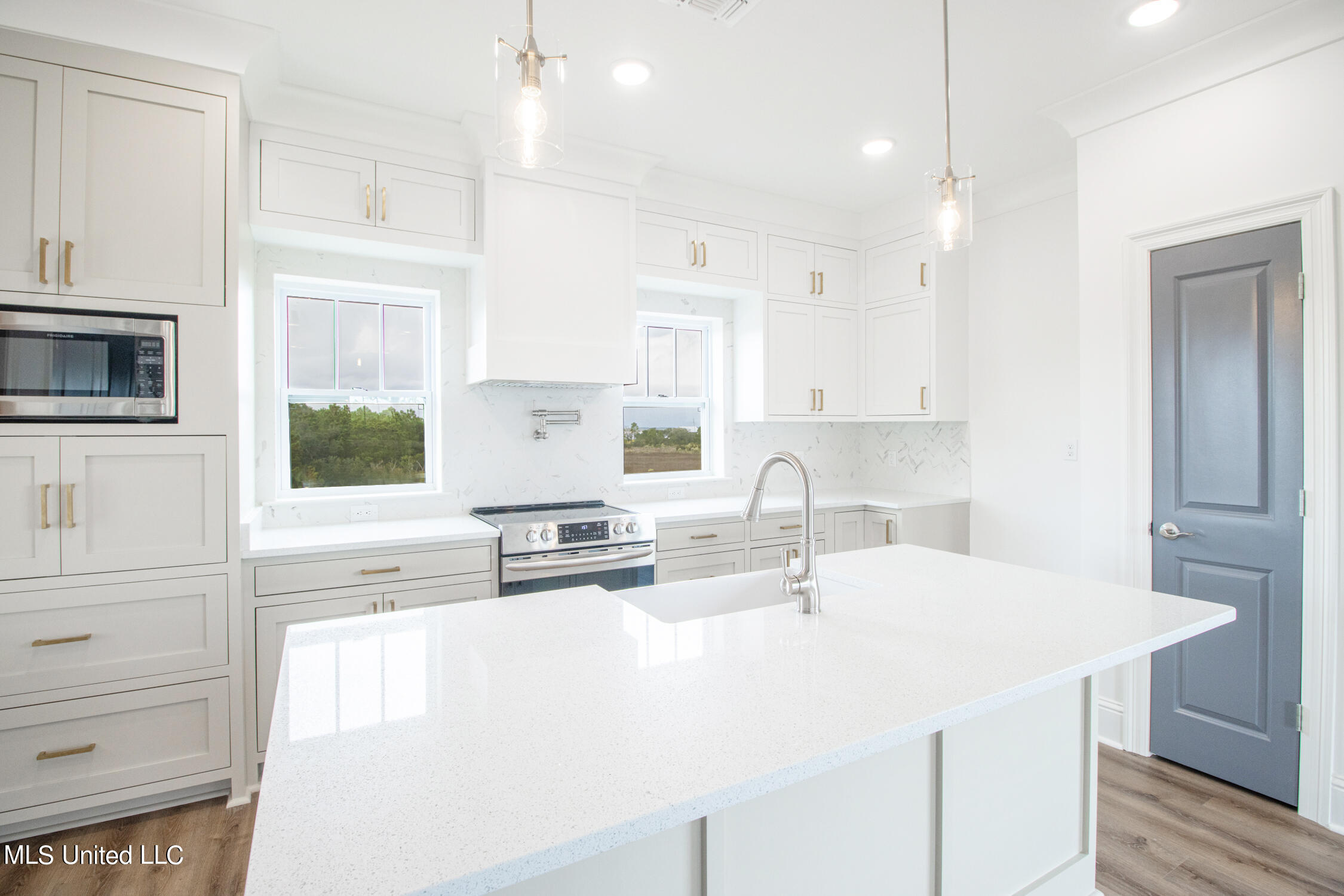 107 Pine Tree Road Bay St. Louis, MS 39520 - Photo 15 of 41 Kitchen 2