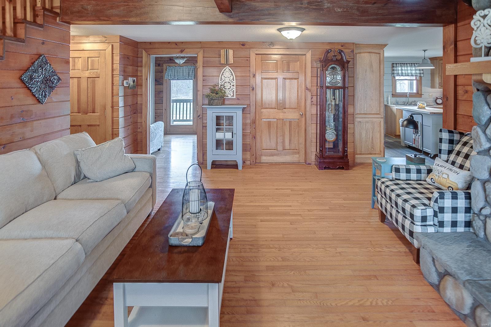15805 Sharp Road Carlyle, IL 62231 - Photo 9 of 62