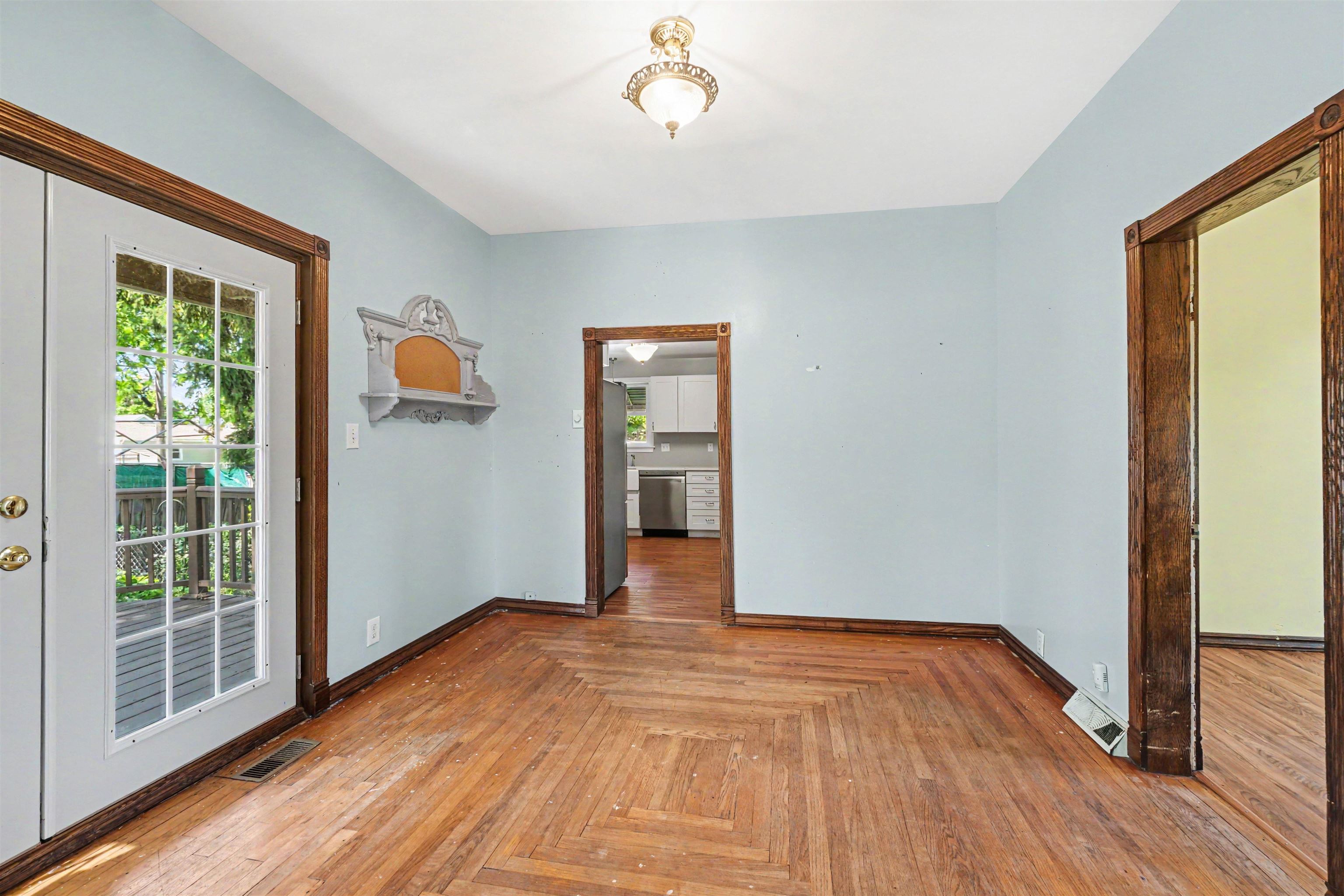 716 Webster Street Bay City, MI 48708 - Photo 5 of 19