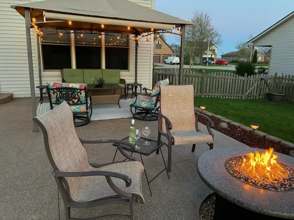$465,000 | 1515 Cindy Lane, Sandwich, IL 60548