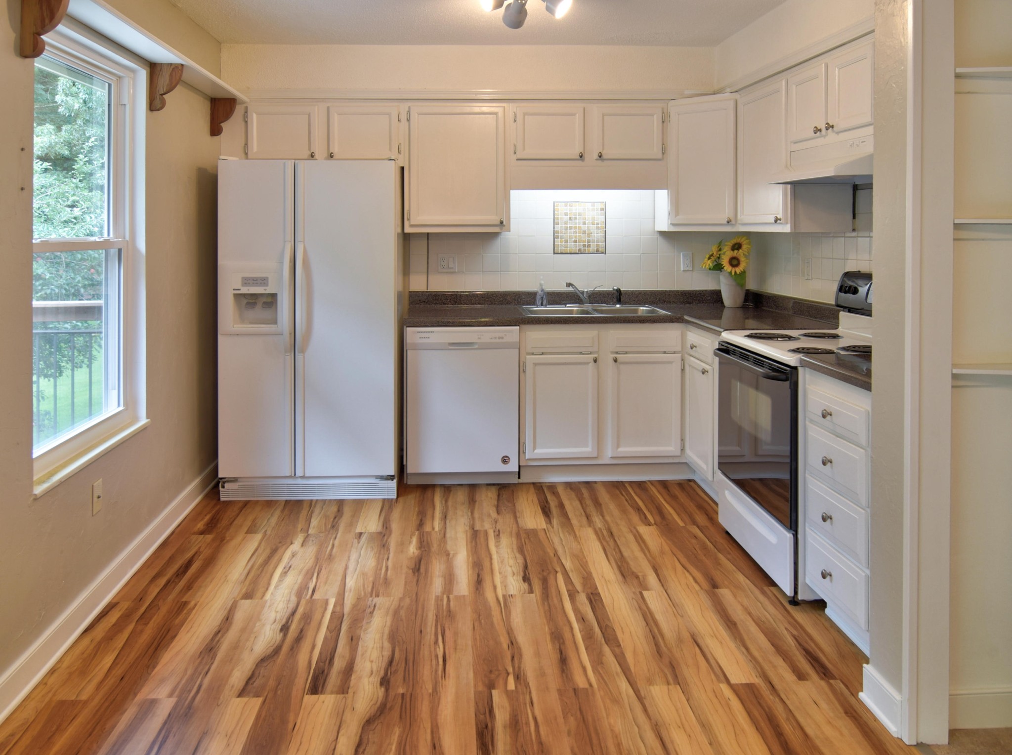 10004 Bluegrass Road Knoxville, TN 37922 - Photo 6 of 22 Gallery Image 6