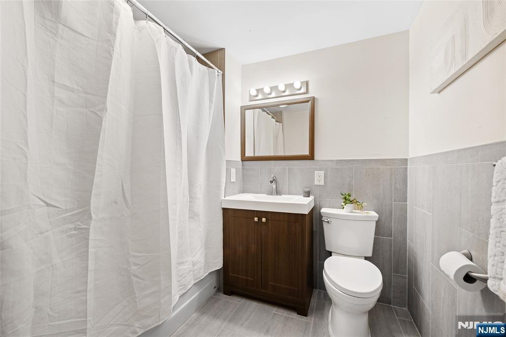 143 Morgan Street, Unit 1A Jersey City, NJ 07302 - Photo 21 of 30