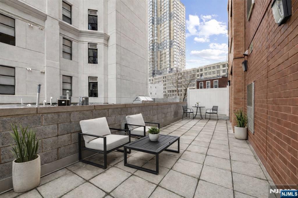 143 Morgan Street, Unit 1A Jersey City, NJ 07302 - Photo 24 of 30