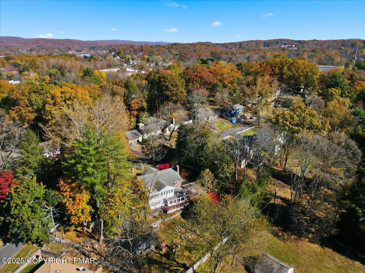137 Berwick Heights Road East Stroudsburg, PA 18301 - Photo 11 of 88 104-094_dji_fly_20251027_114434_495_1761
