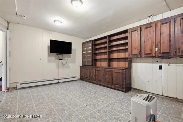 $300,000 | 137 Berwick Heights Road, East Stroudsburg, PA 18301