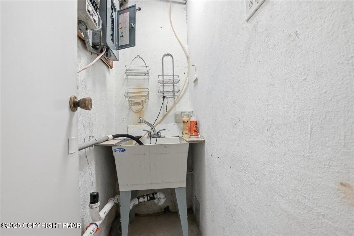 137 Berwick Heights Road East Stroudsburg, PA 18301 - Photo 61 of 88 065-057_DSC_9264