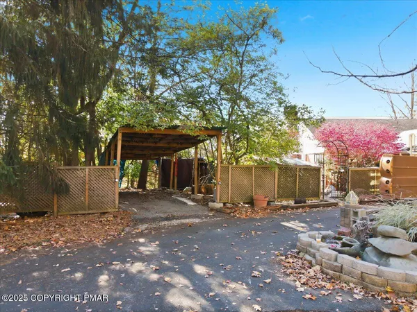 $279,000 | 137 Berwick Heights Road, East Stroudsburg, PA 18301