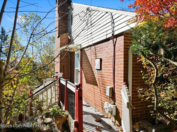 $279,000 | 137 Berwick Heights Road, East Stroudsburg, PA 18301