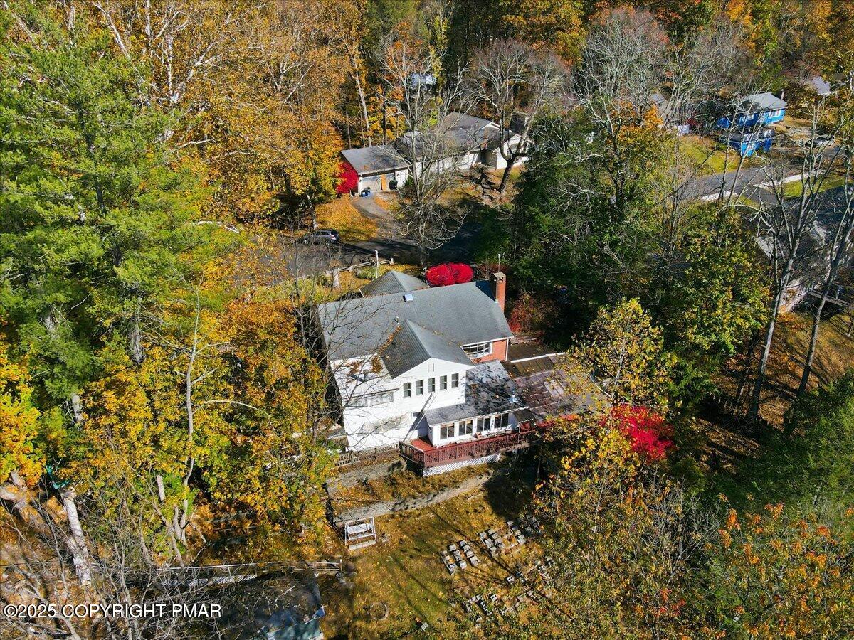 137 Berwick Heights Road East Stroudsburg, PA 18301 - Photo 10 of 88 100-093_dji_fly_20251027_114426_494_1761