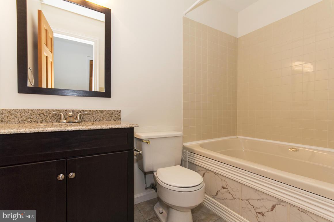 947 Cromwell Bridge Road Towson, MD 21286 - Photo 17 of 23 Bath