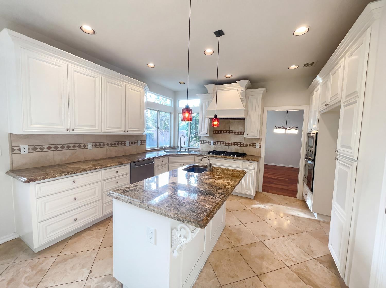 11950 Rising Sun Way Gold River, CA 95670 - Photo 2 of 35