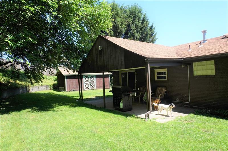 1844 Devonshire Road Coraopolis, PA 15108 - Photo 21 of 25 Backyard covered porch
