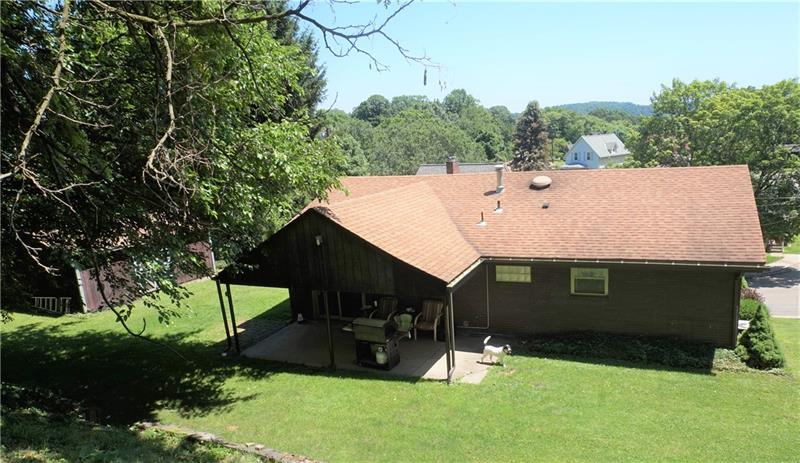 1844 Devonshire Road Coraopolis, PA 15108 - Photo 22 of 25 Backyard view