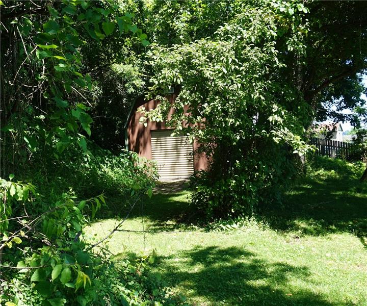 1844 Devonshire Road Coraopolis, PA 15108 - Photo 25 of 25 Shed #3 - large size
